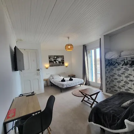 Le Hotel