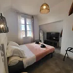 Le Hotel 2*