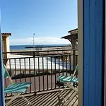 Le Hotel