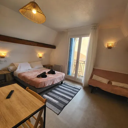 Le Hotel 2*