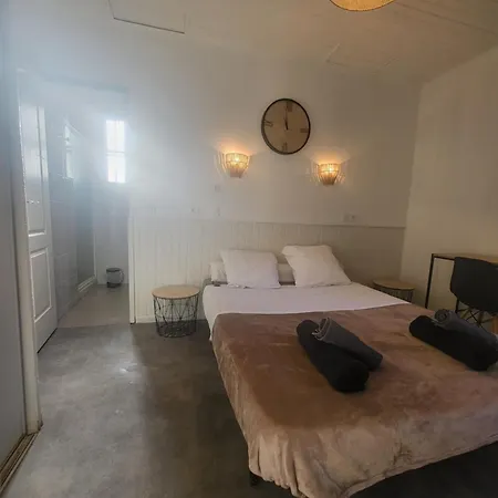 小木屋酒店 2*